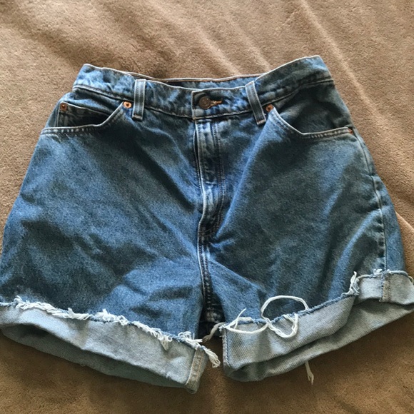 levis Pants - Levi cutoffs